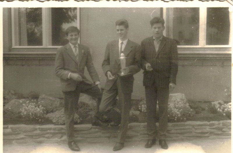 matejkabruno2schmidt1seltenheim3jugendpokalvslau1962.jpg